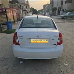 هیۆندای ئەکسنت